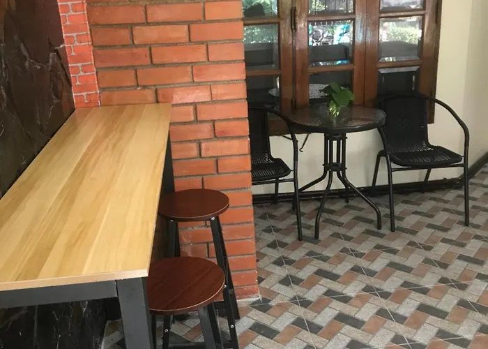 Inn Orchid House