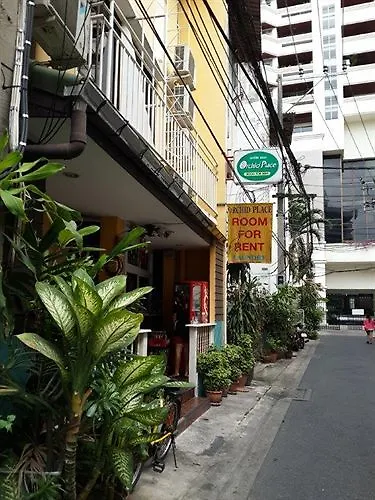 オーキッド ハウス イン *